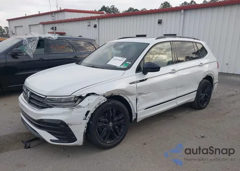 2022 Volkswagen Tiguan 2.0T Se R-Line Black from USA, damaged, VIN 3VVCB7AX8NM115883